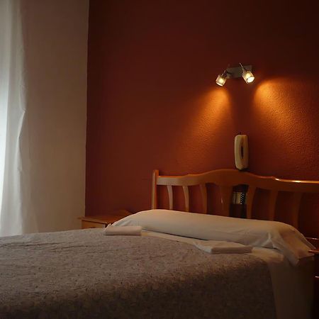 Hostal Fuencarral Kryse Madrid Exteriör bild